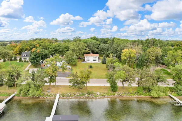 $549,900 | 1104 West Lake Drive, Unit 5, Detroit Lakes, MN 56501