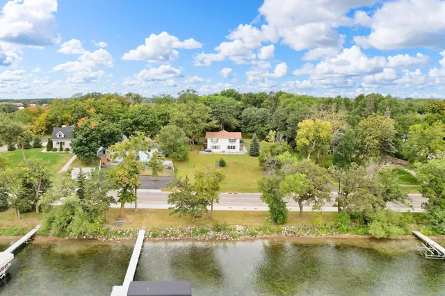 $579,000 | 1104 West Lake Drive, Unit 5, Detroit Lakes, MN 56501