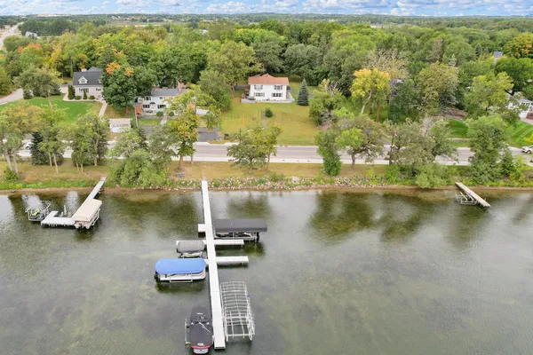 $549,900 | 1104 West Lake Drive, Unit 5, Detroit Lakes, MN 56501