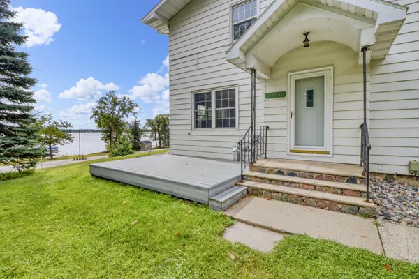 $549,900 | 1104 West Lake Drive, Unit 5, Detroit Lakes, MN 56501