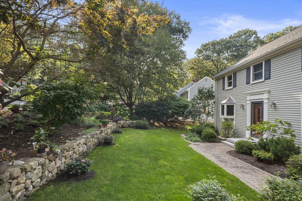 8 Olde Lyme Road Winchester, MA 01890 - Photo 33 of 33 Gallery Image 33