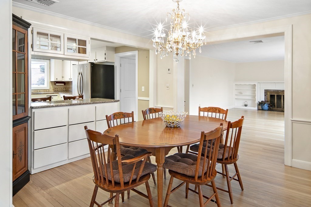 8 Olde Lyme Road Winchester, MA 01890 - Photo 5 of 33 Gallery Image 5