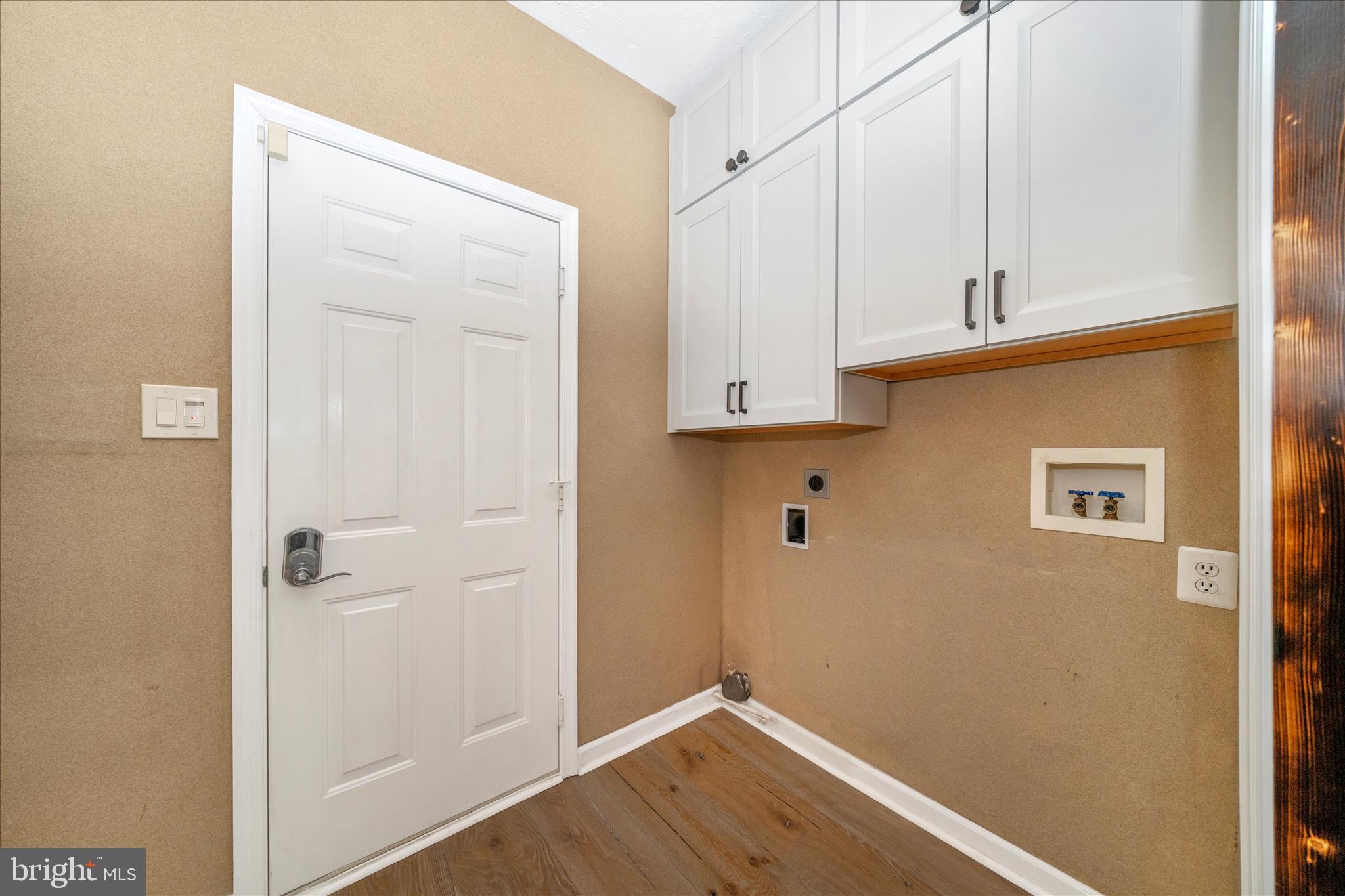 601 Huntover Lane Frederick, MD 21703 - Photo 25 of 73 Laundry Area