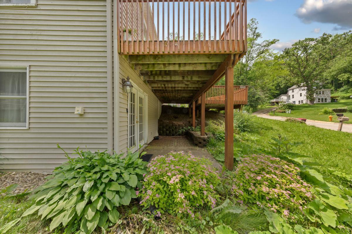 803 Wilkinson Street Red Wing, MN 55066 - Photo 7 of 28