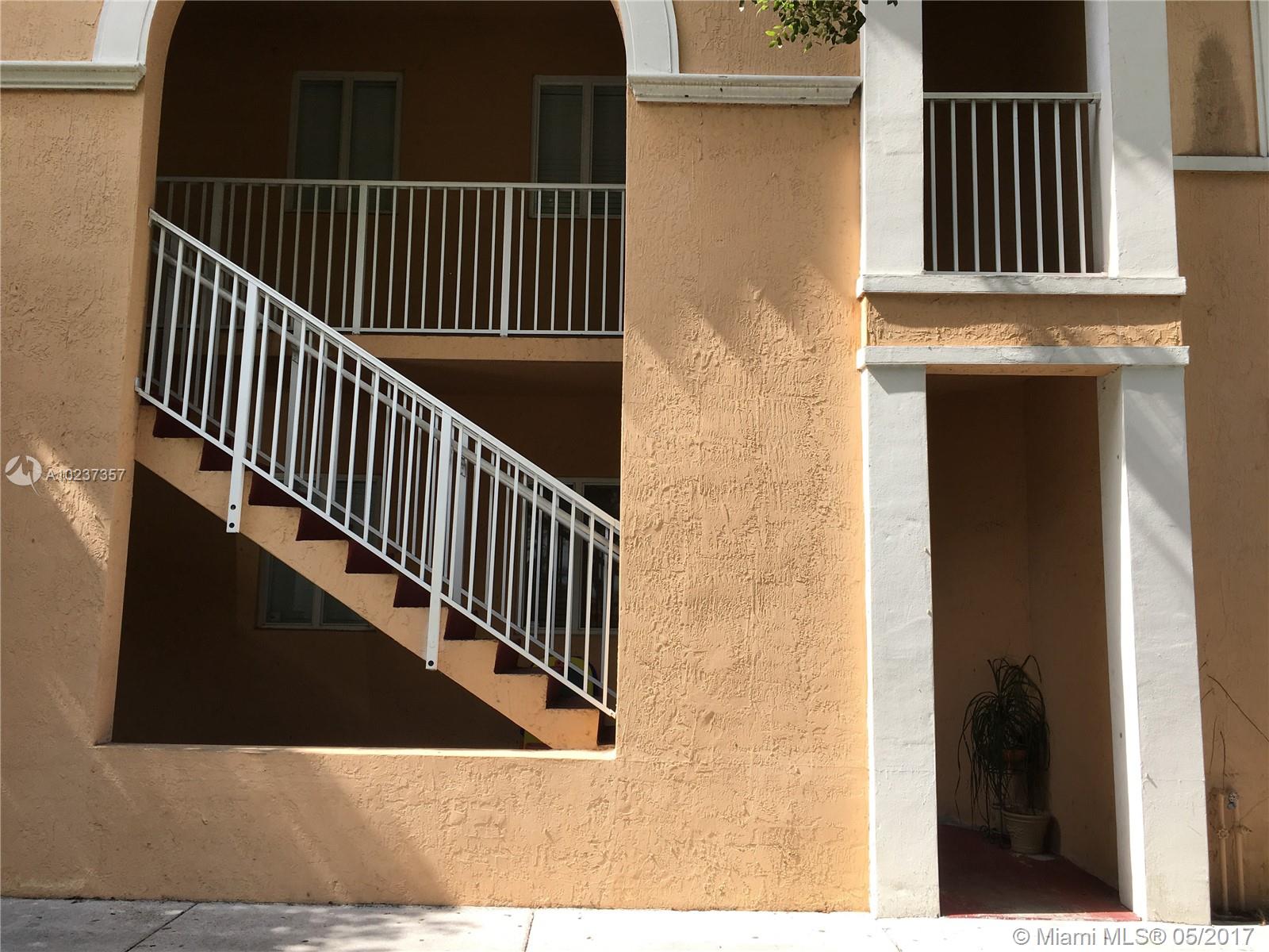 17820 Northwest 73rd Avenue, Unit 1091 Hialeah, FL 33015 - Photo 1 of 11