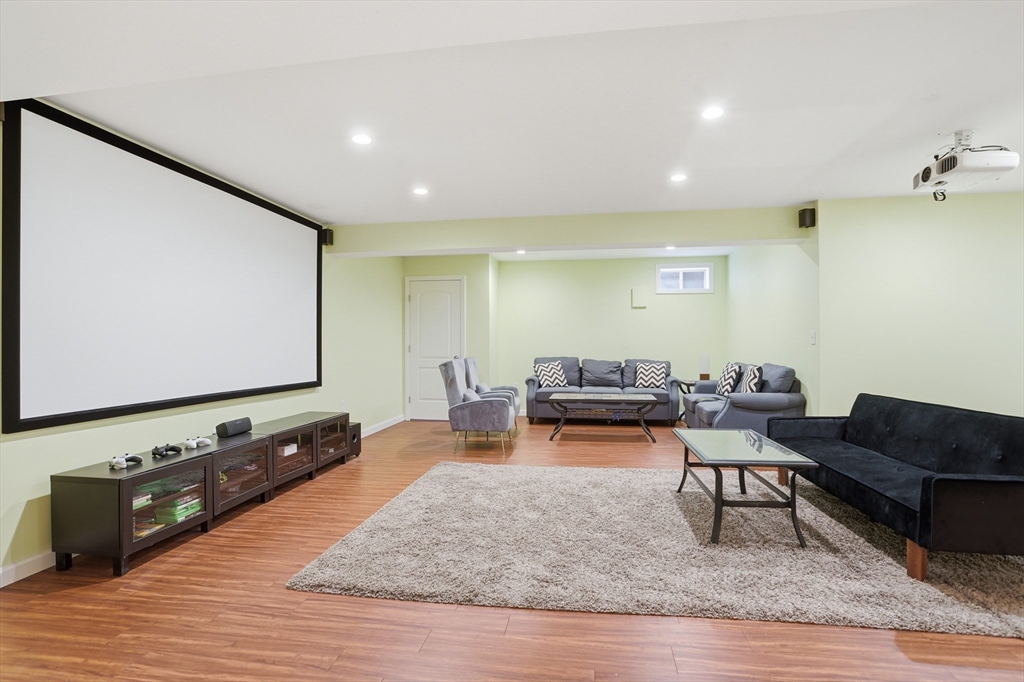 9 Boxwood Road Westford, MA 01886 - Photo 31 of 40