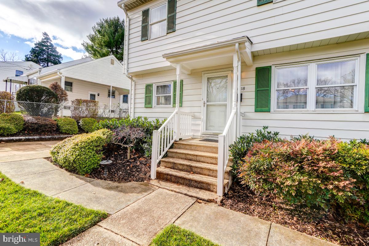 11818 Dewey Road Silver Spring, MD 20906 - Photo 5 of 46 Exterior Front