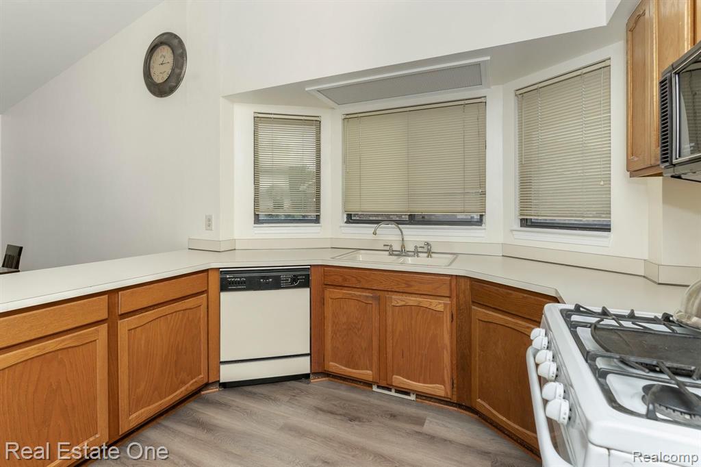 267 Slade Court Rochester Hills, MI 48307 - Photo 16 of 25