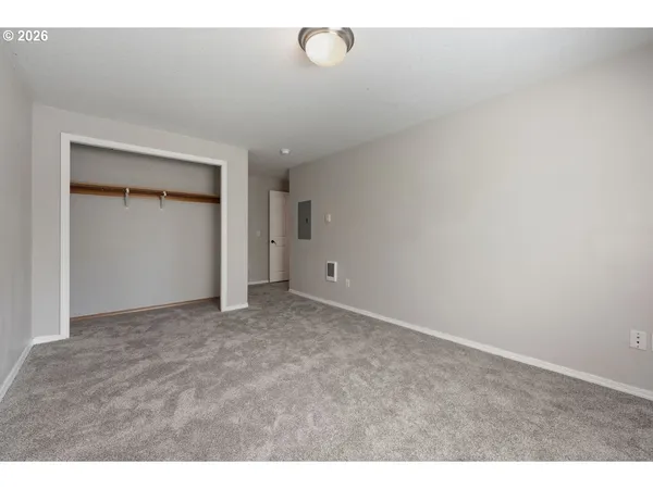 $205,000 | 697 Northeast 162nd Avenue, Unit 308, Portland, OR 97230