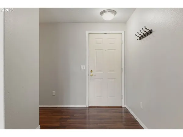 $205,000 | 697 Northeast 162nd Avenue, Unit 308, Portland, OR 97230