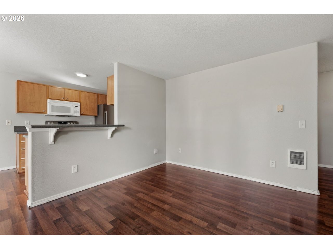 697 Northeast 162nd Avenue, Unit 308 Portland, OR 97230 - Photo 7 of 36