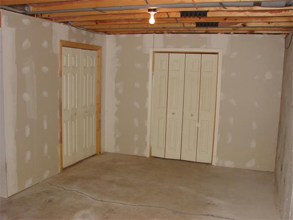 20 Hilltop Road Dracut, MA 01826 - Photo 15 of 22 Gallery Image 15