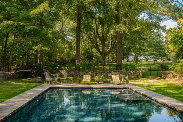 $1,590,000 | 521 Barrett Hill Road, Mahopac, NY 10541