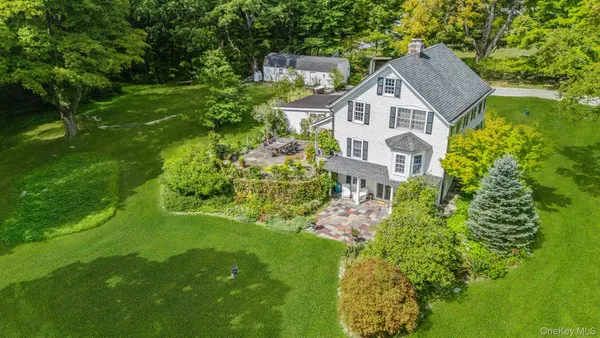 $1,590,000 | 521 Barrett Hill Road, Mahopac, NY 10541