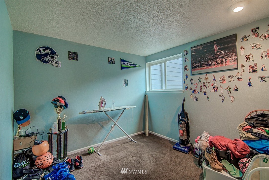2601 Northeast 4th Street, Unit 313 Renton, WA 98056 - Photo 13 of 16