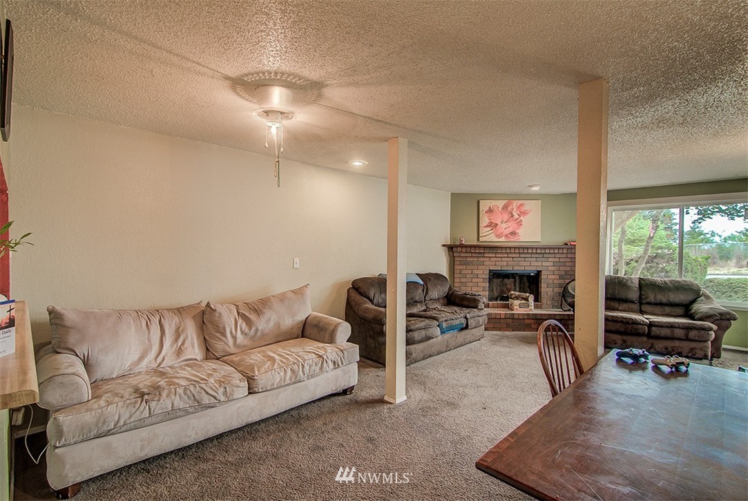 2601 Northeast 4th Street, Unit 313 Renton, WA 98056 - Photo 8 of 16