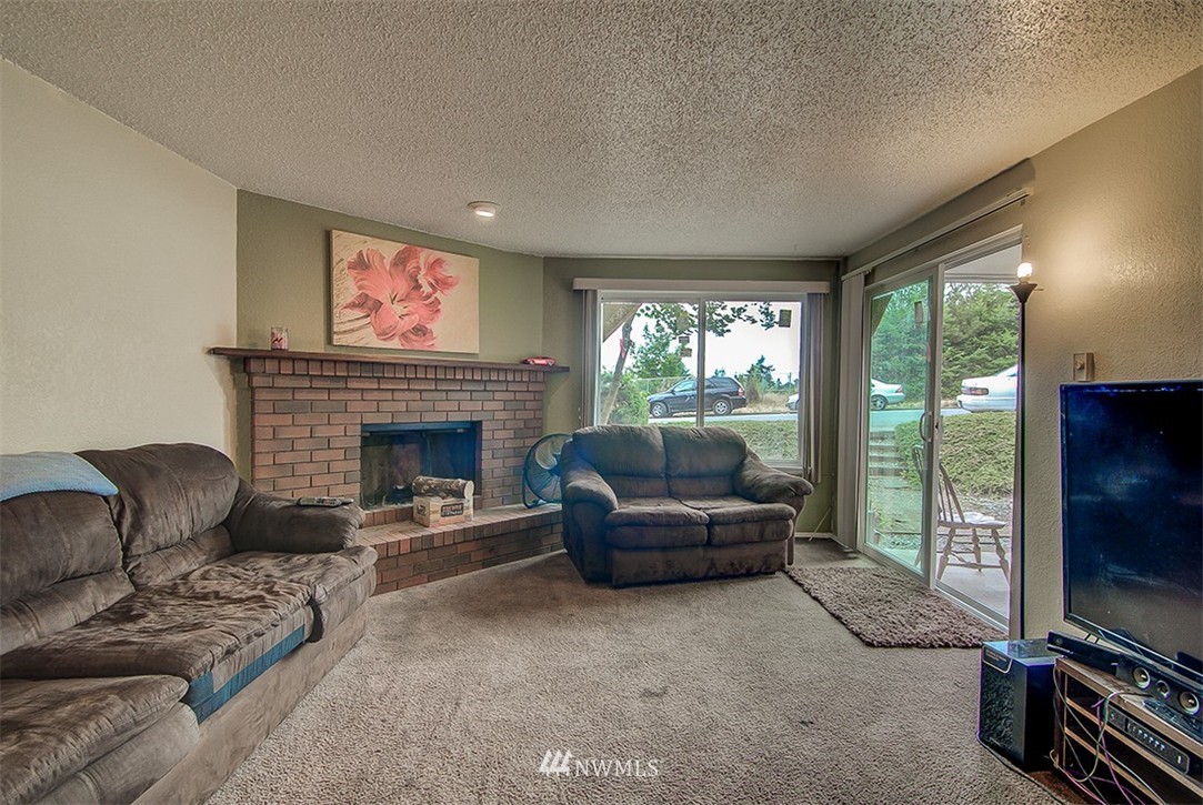 2601 Northeast 4th Street, Unit 313 Renton, WA 98056 - Photo 10 of 16