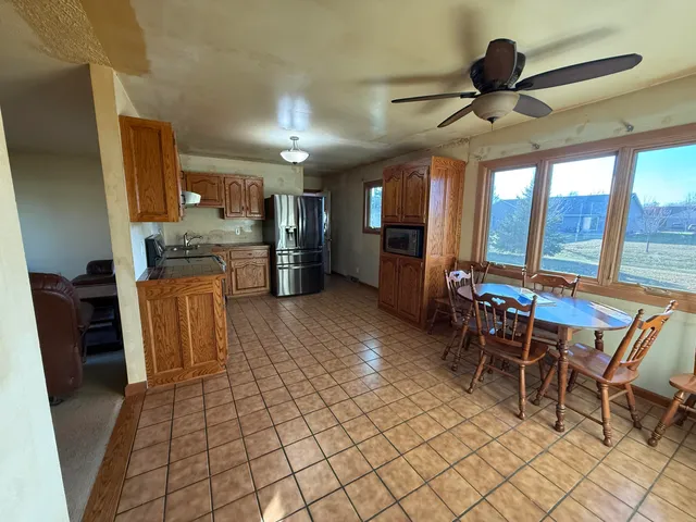 $250,000 | 1732 Viking Avenue, Holmen, WI 54636