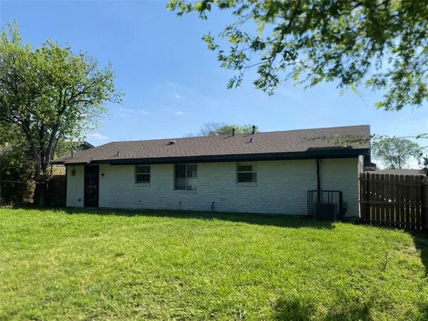 $1,895 | 6327 Hidden Trail Drive, Dallas, TX 75241