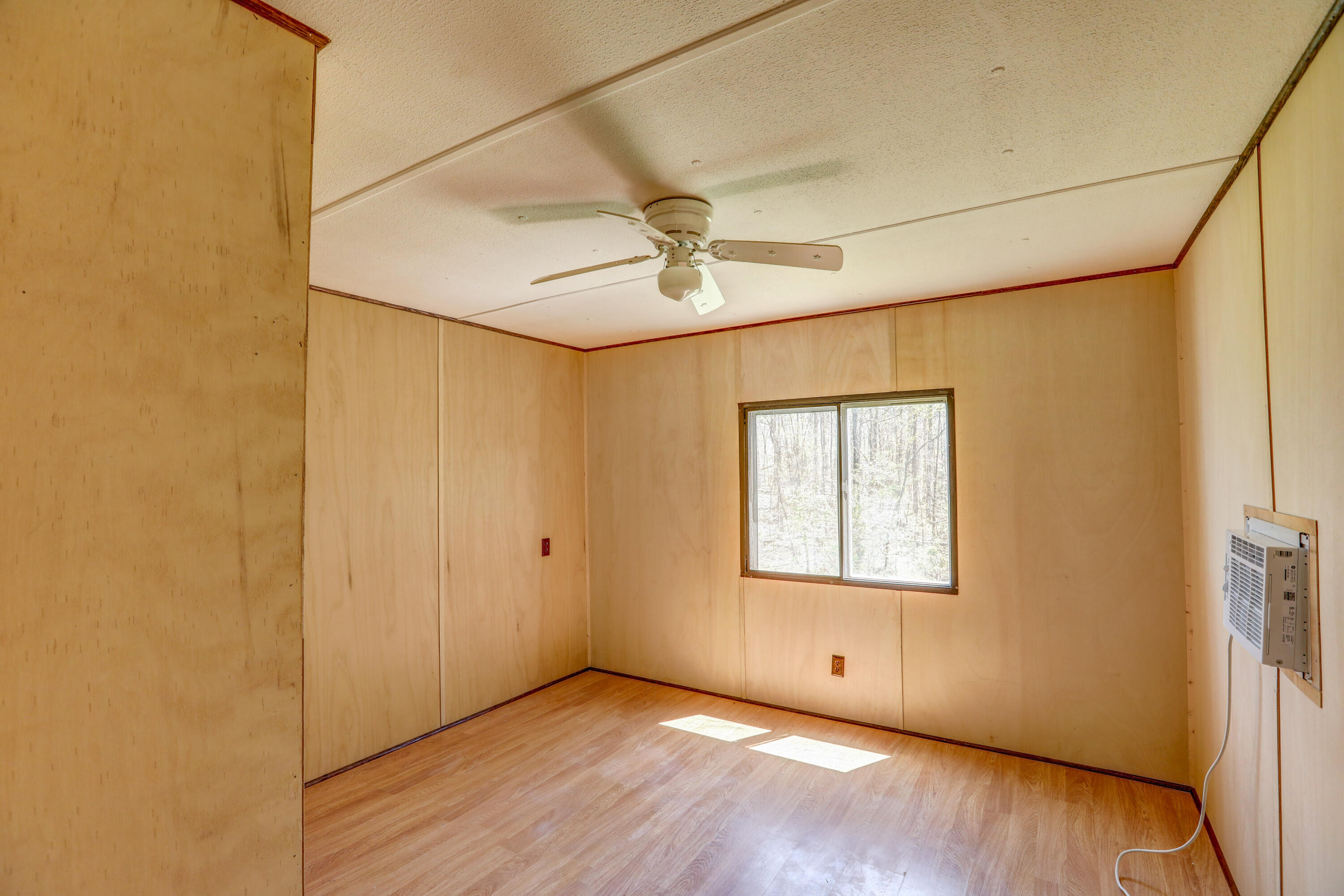 617 Big Ridge Road Kingsport, TN 37660 - Photo 54 of 68 B42A3842_3_4_5_6