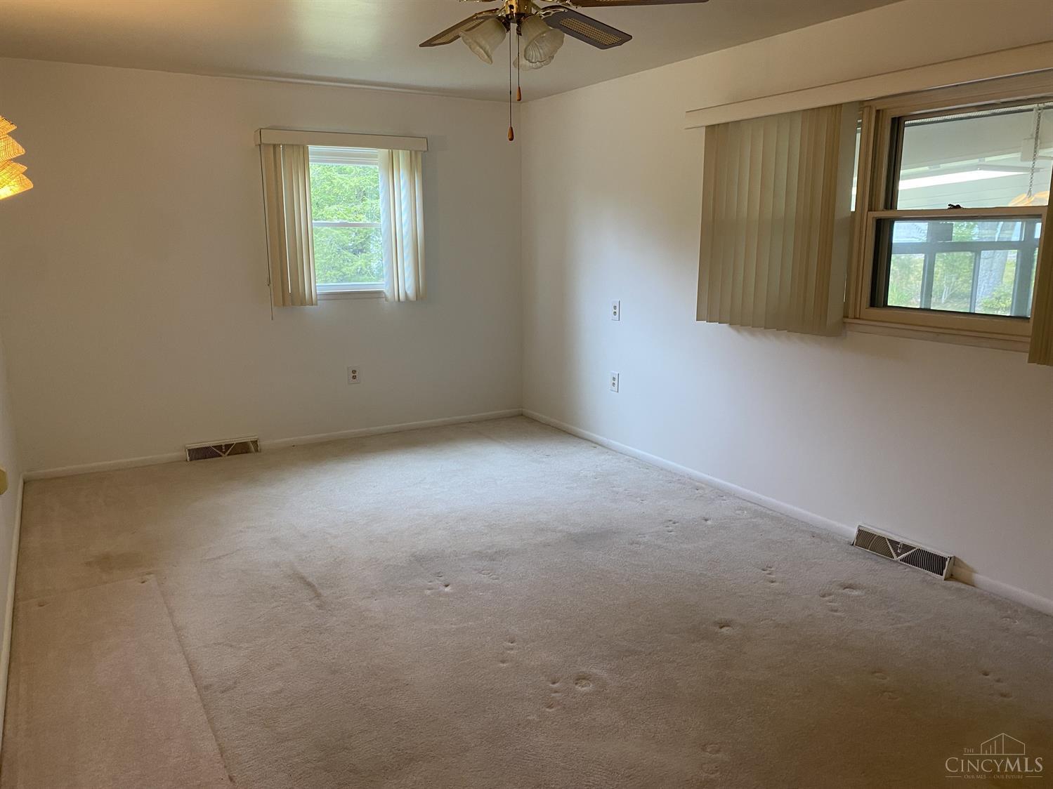 6551 Daleview Road Cincinnati, OH 45247 - Photo 14 of 49
