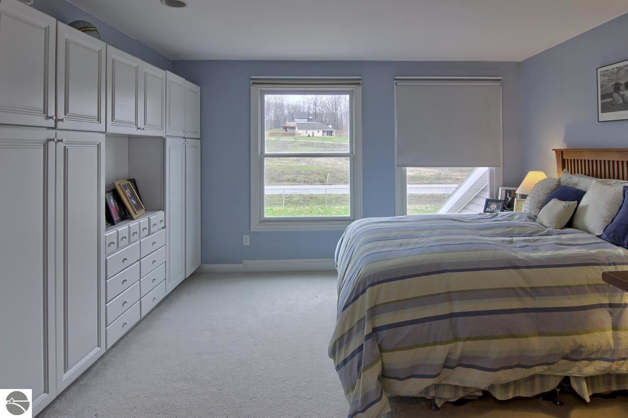 754 Napolean Way Traverse City, MI 49696 - Photo 14 of 25 1783464-13.JPG