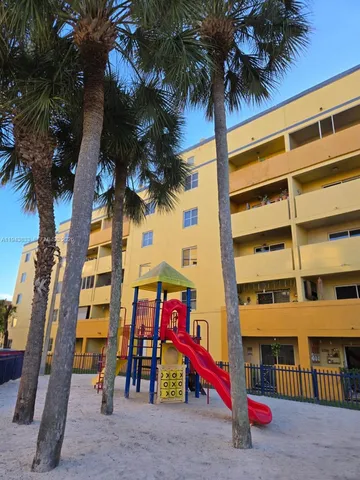 $2,150 | 8240 Southwest 149th Court, Unit 7206, Miami, FL 33193
