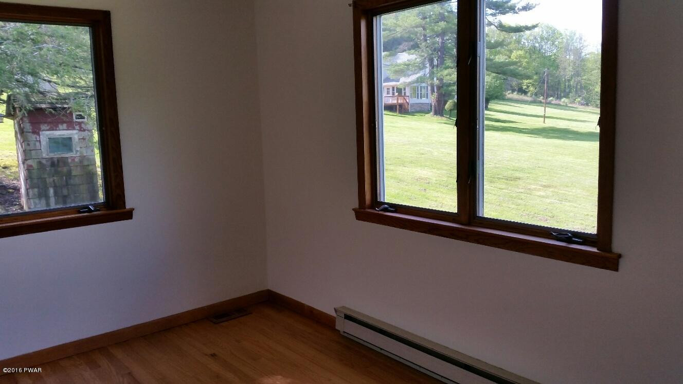 411 Finn Swamp Road Lakeville, PA 18438 - Photo 11 of 29
