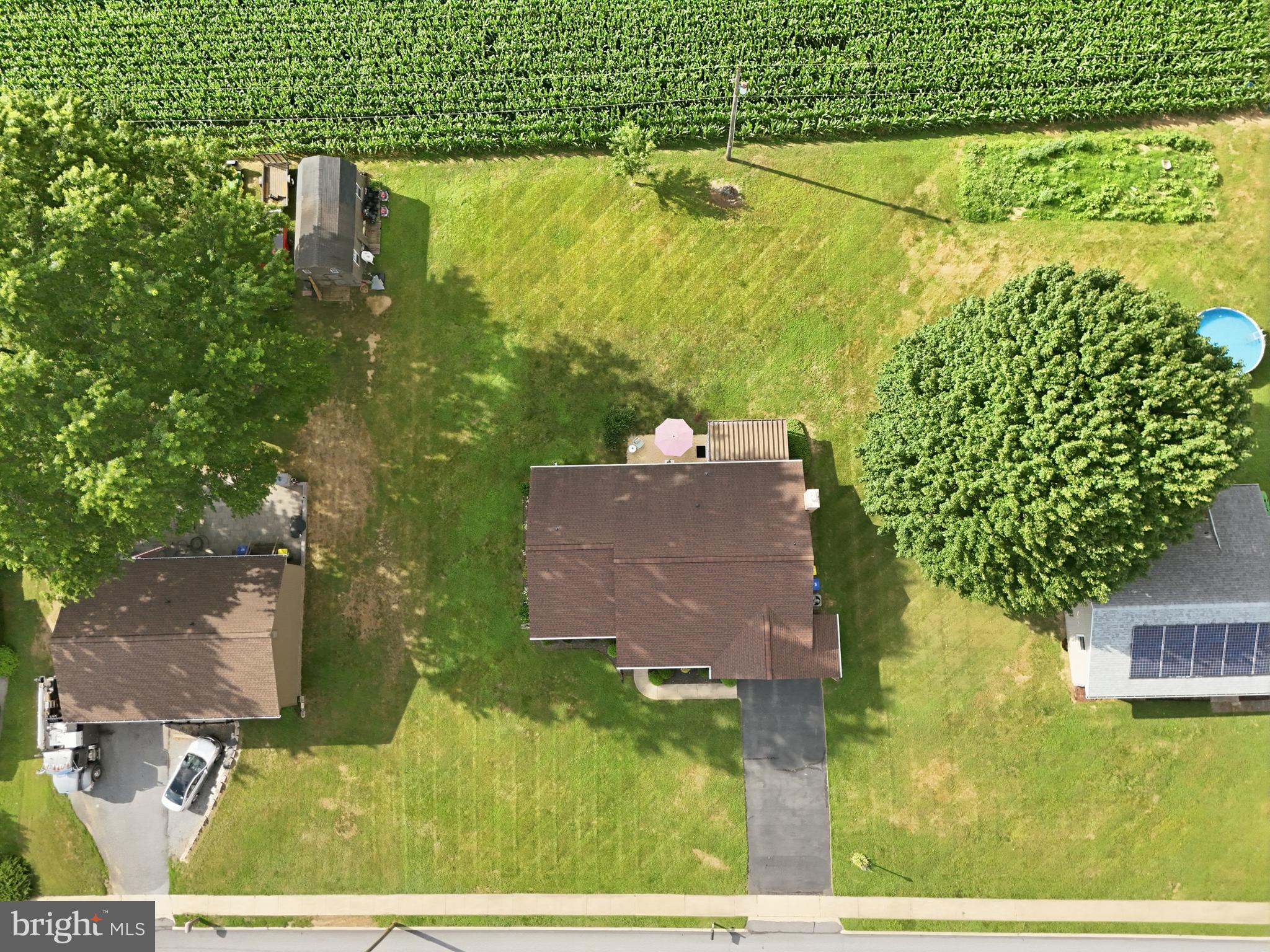 1739 Pioneer Road Lancaster, PA 17602 - Photo 46 of 55