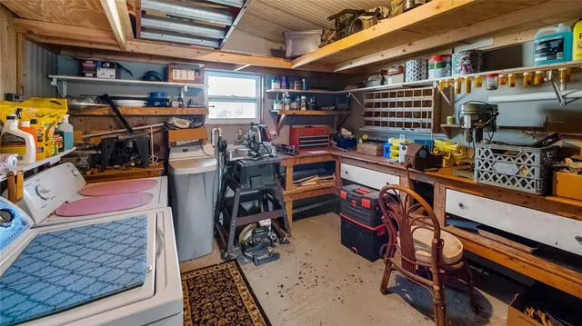 a view of a entryway of the house