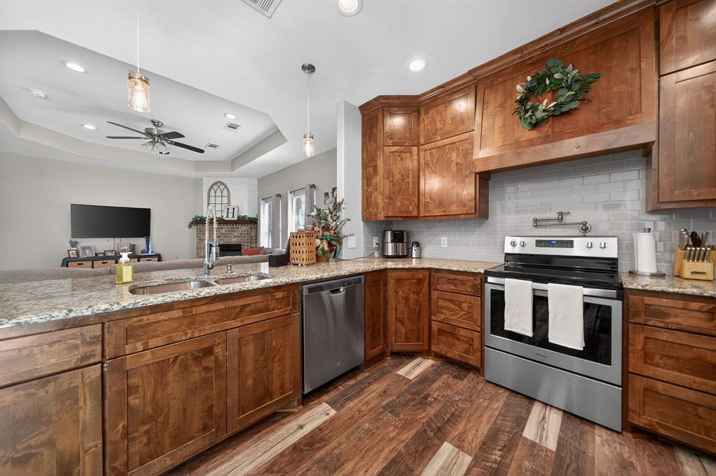 121 Harmon Road Gun Barrel City, TX 75156 - Photo 14 of 38