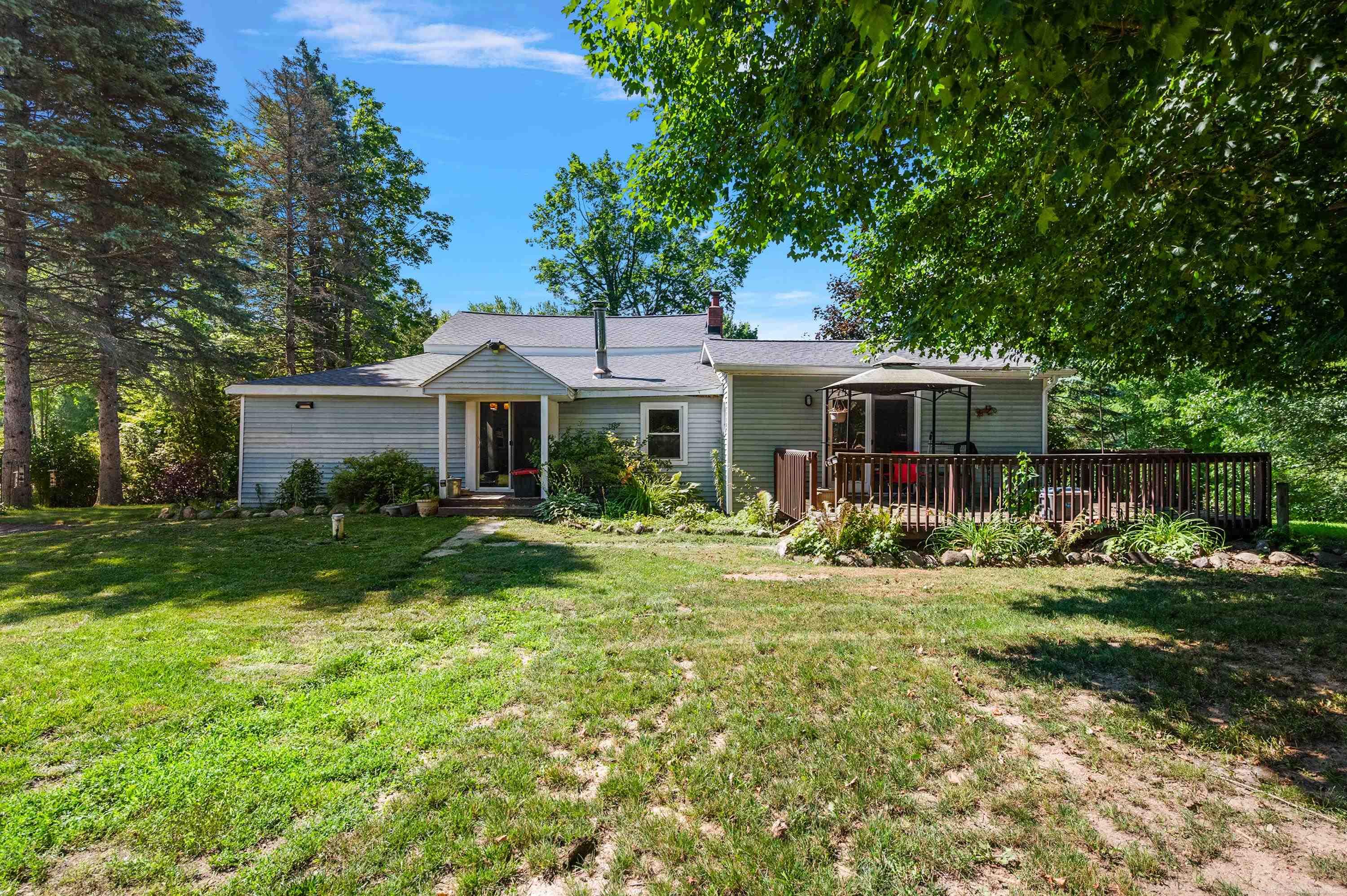 149 East Hunters Creek Road Lapeer, MI 48446 - Photo 53 of 71 50215016-ee937be9-dfe4-41c0-be81-fb390907ac0e.JPG