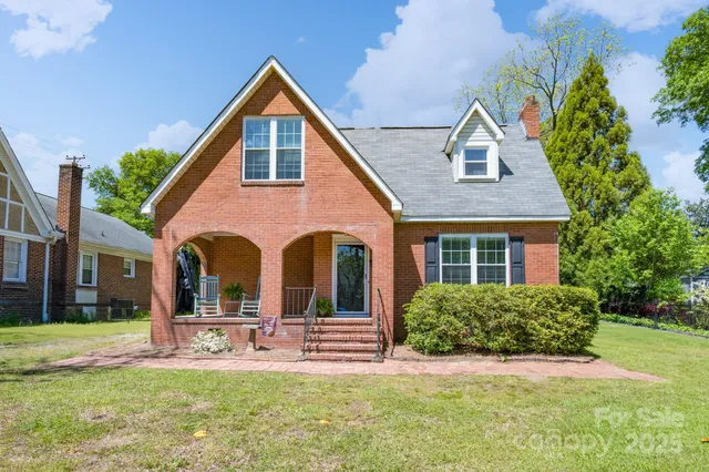$475,000 | 709 Myrtle Drive, Rock Hill, SC 29730