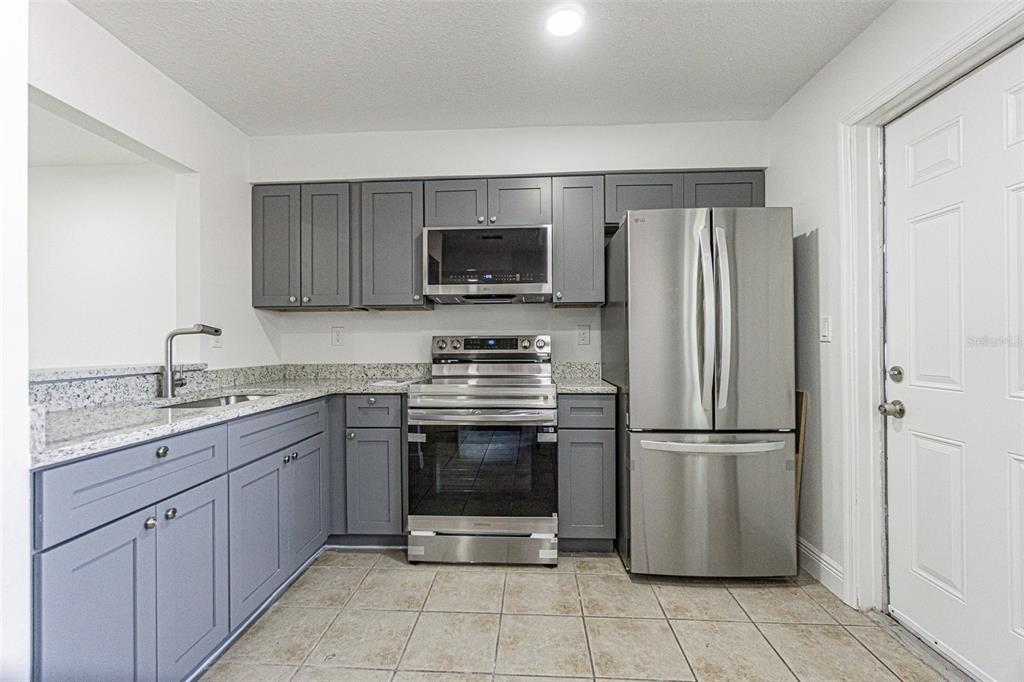 556 Clearwater Largo Road North, Unit D Largo, FL 33770 - Photo 5 of 10