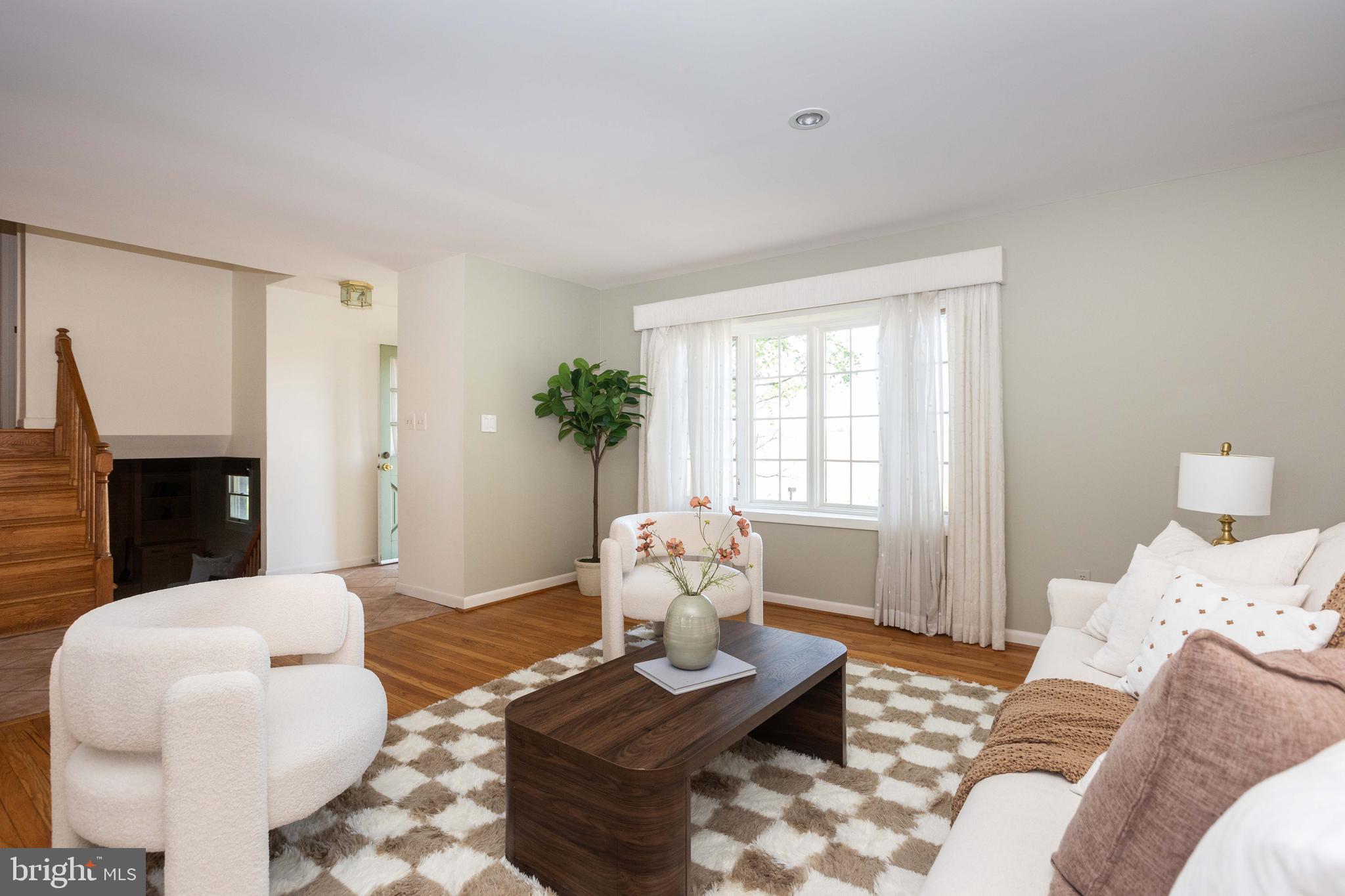 17605 Grace Road Hampstead, MD 21074 - Photo 4 of 50 Living room