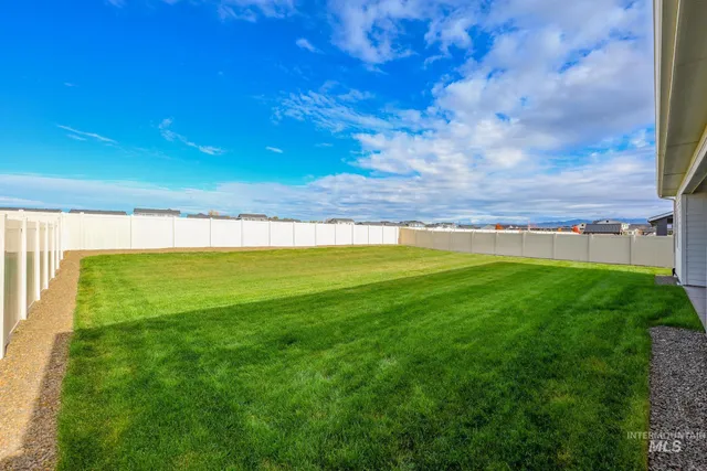 $689,000 | 9044 West Patmore Court, Star, ID 83669