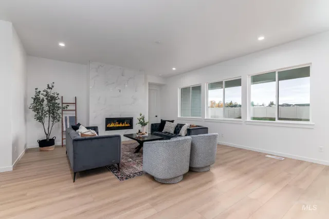 $689,000 | 9044 West Patmore Court, Star, ID 83669