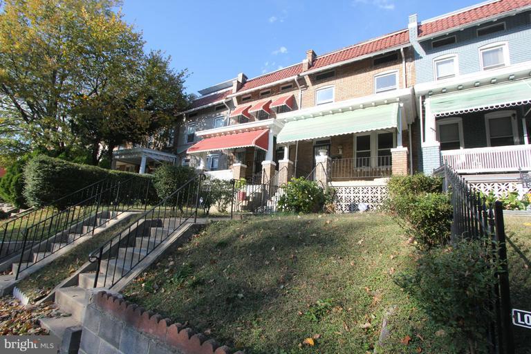 Exterior (Front)