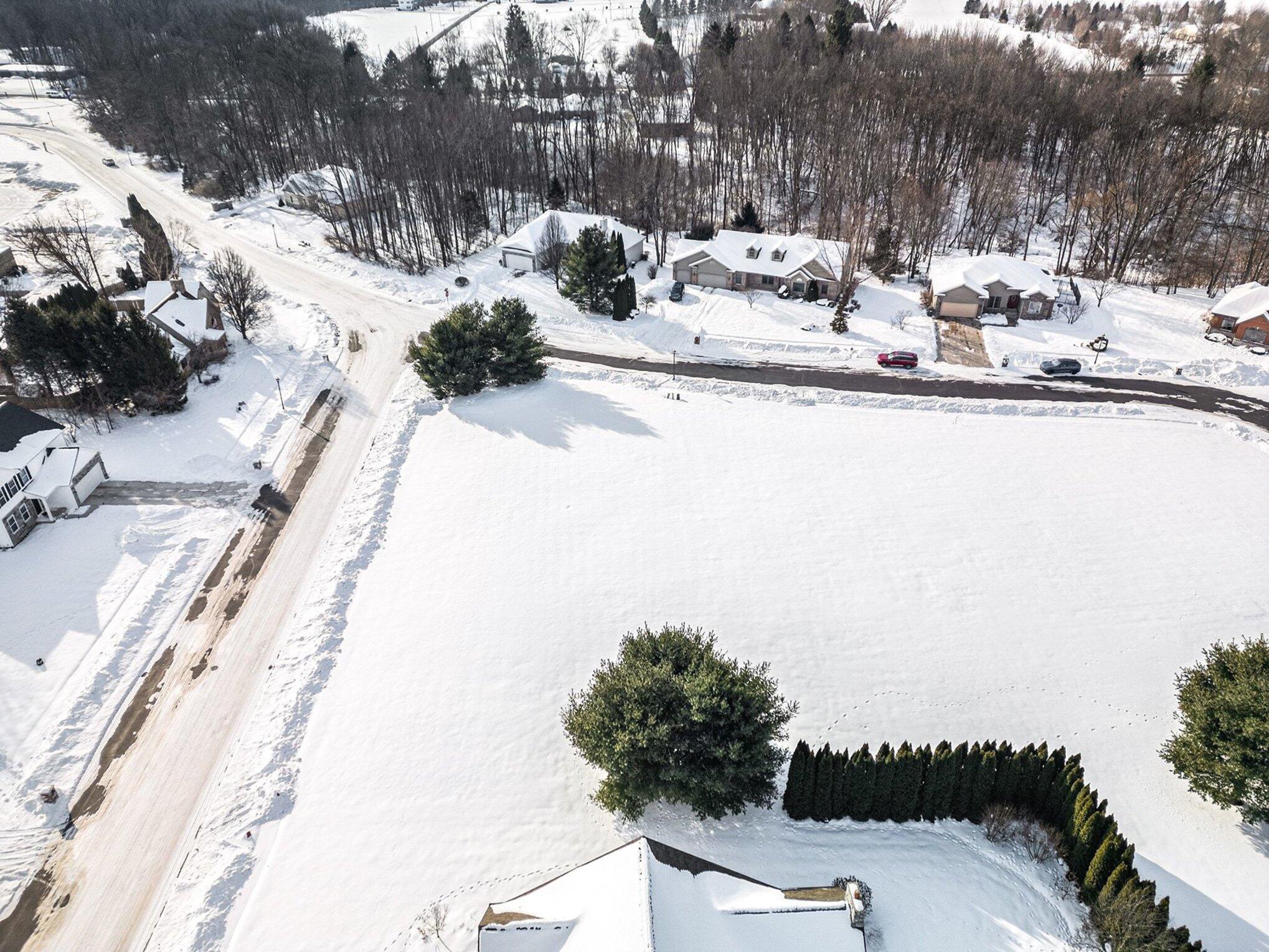 573 Wittenberg Path St. Joseph, MI 49085 - Photo 16 of 30 010_file_4671