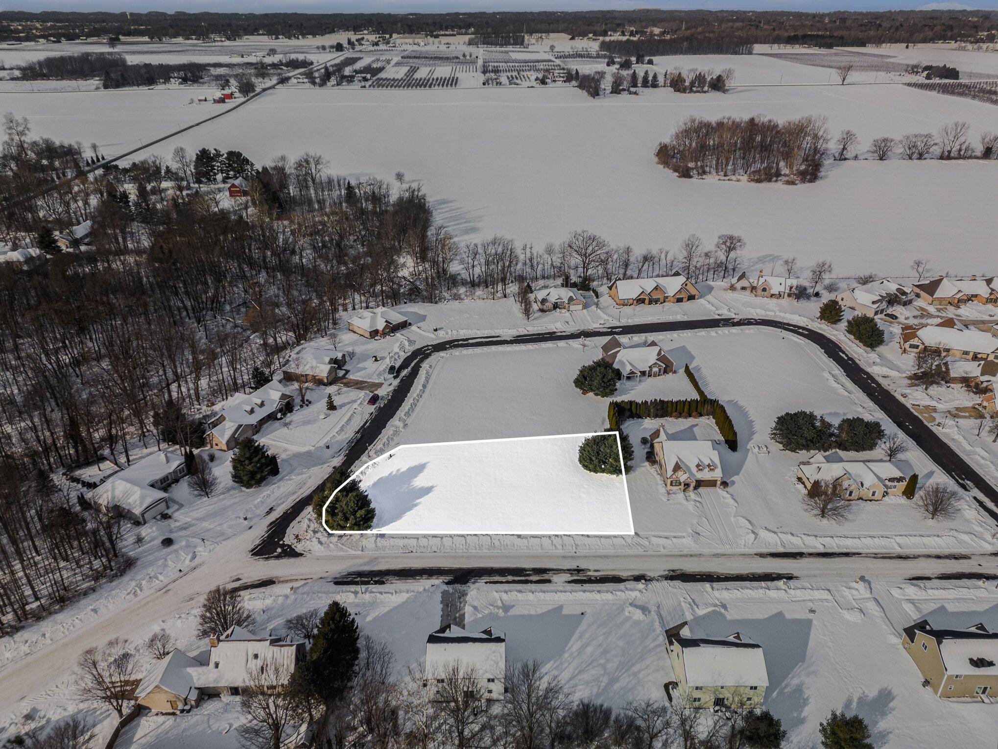 573 Wittenberg Path St. Joseph, MI 49085 - Photo 3 of 30 016_dji_0880_314