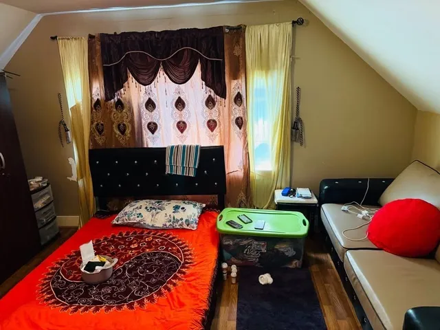 $3,200 | 10 Kenwood Terrace, Unit 2, Lynn, MA 01902