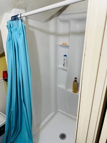 $3,200 | 10 Kenwood Terrace, Unit 2, Lynn, MA 01902