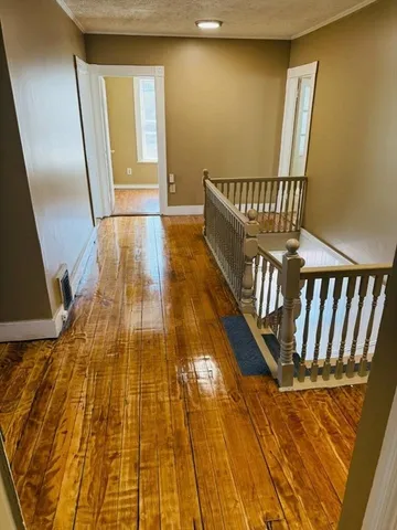 $3,200 | 10 Kenwood Terrace, Unit 2, Lynn, MA 01902