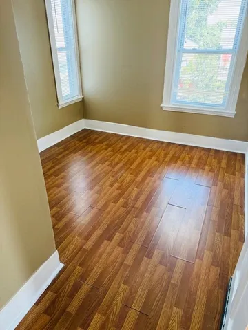 $3,200 | 10 Kenwood Terrace, Unit 2, Lynn, MA 01902