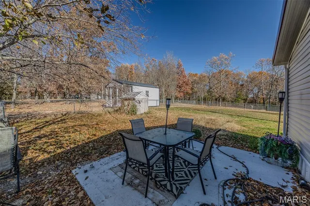 $189,900 | 23522 County Road 5-800M, Lebanon, MO 65536