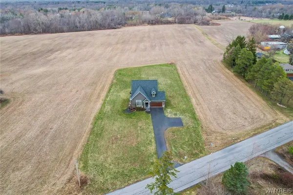 $599,900 | 2181 Woodard Road, Elma, NY 14059