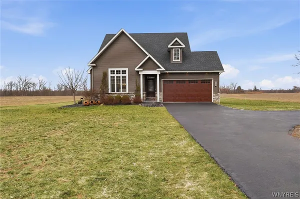 $599,900 | 2181 Woodard Road, Elma, NY 14059