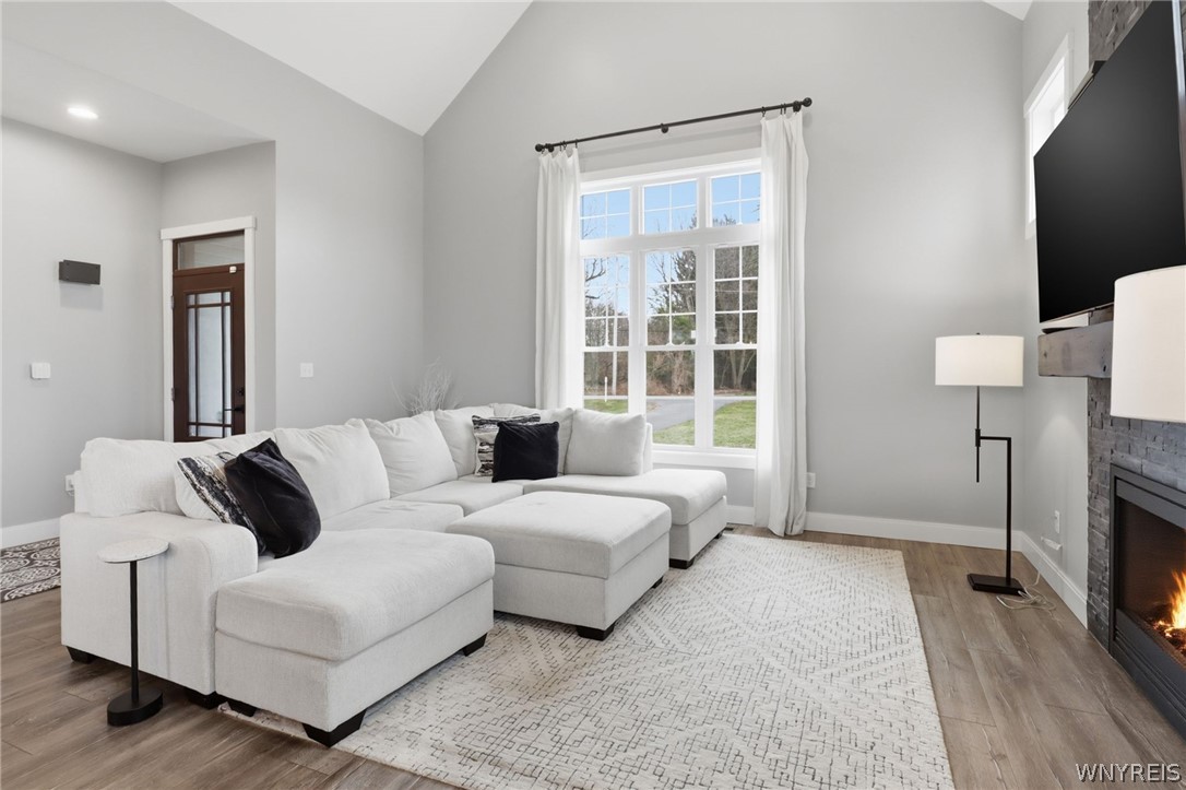 2181 Woodard Road Elma, NY 14059 - Photo 8 of 50 Living room