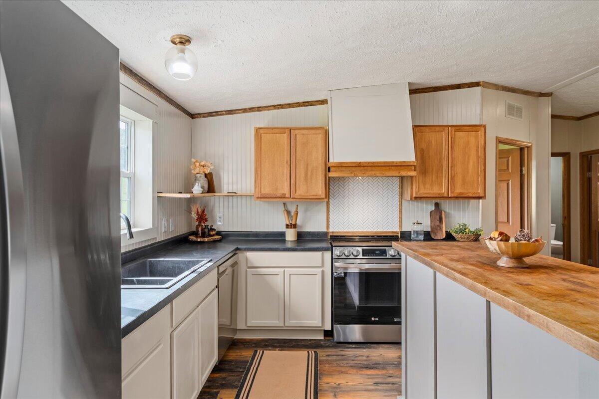 477 Banks Branch Road Campton, KY 41301 - Photo 10 of 46 20-IVA02615
