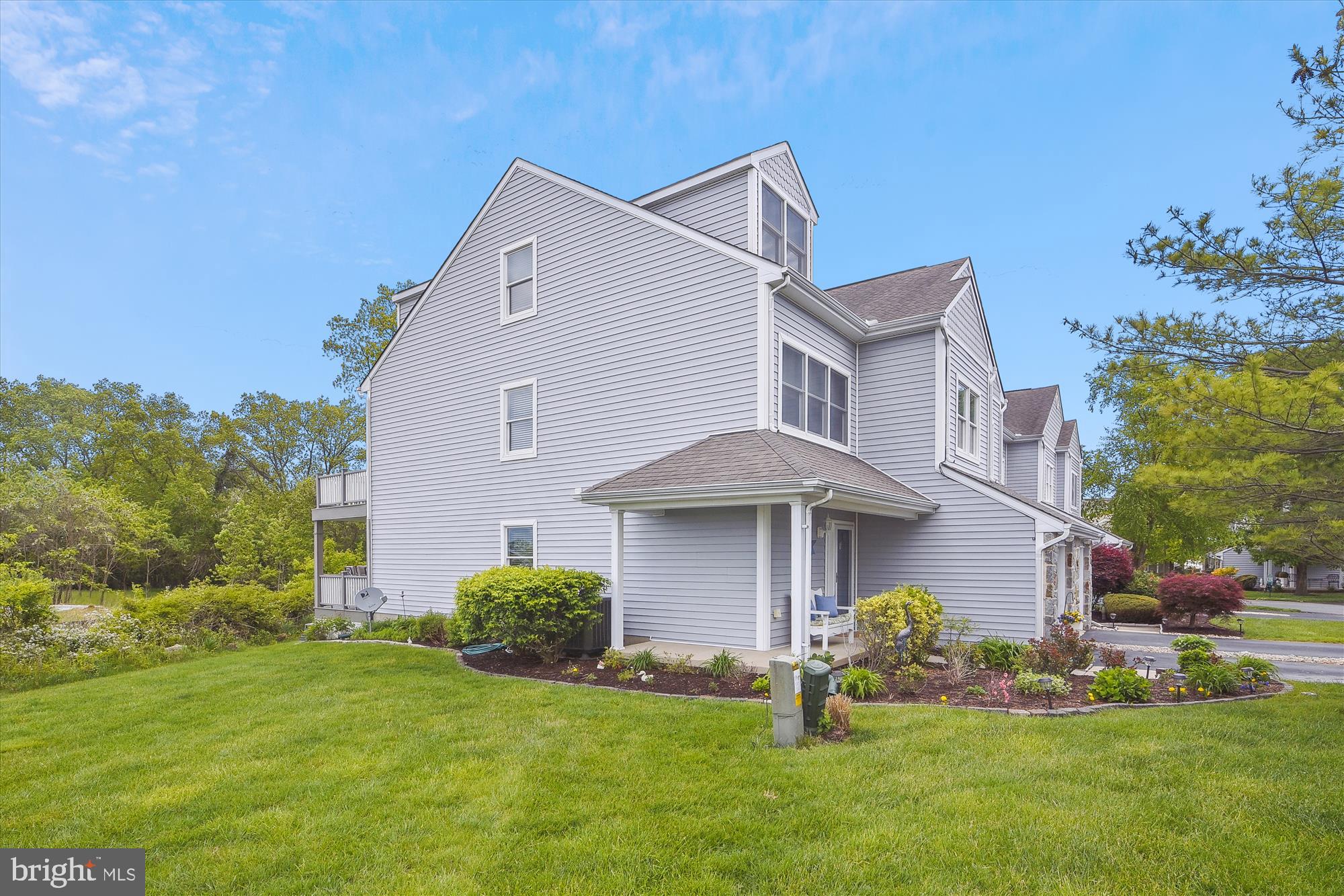 907 Auckland Way Chester, MD 21619 - Photo 17 of 60 Side Elevation